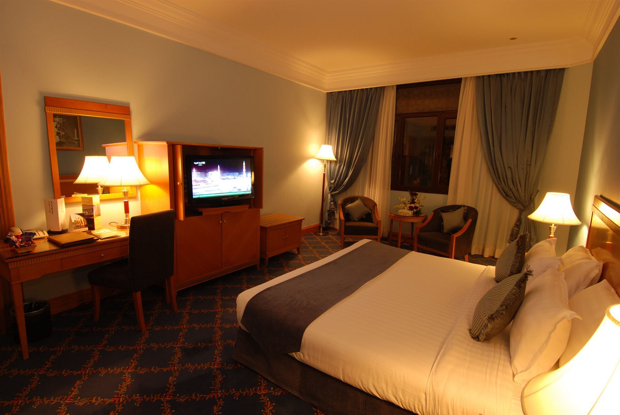 Hotel Dar Aleiman Al Haram Medina Exterior foto A room at the hotel
