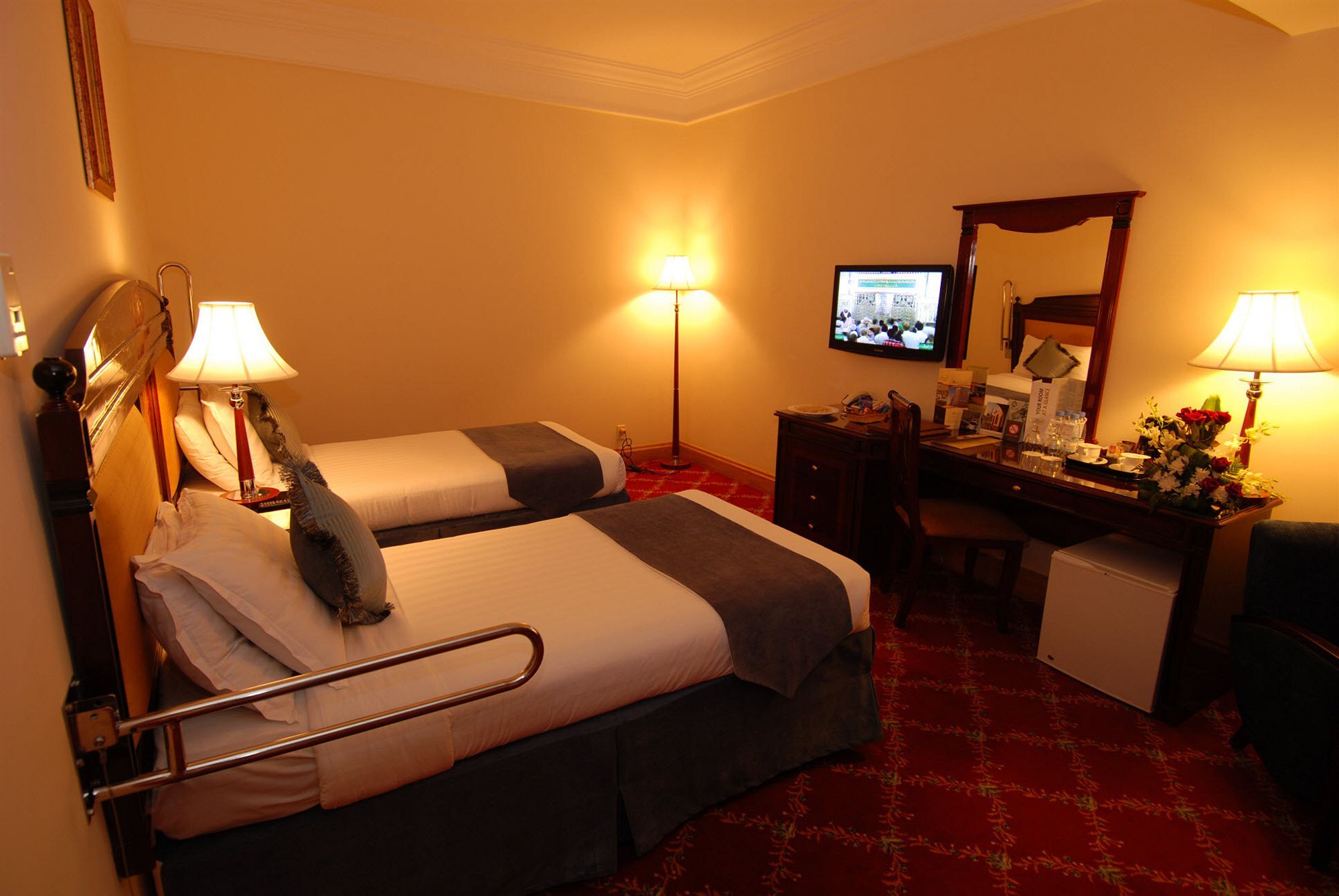 Hotel Dar Aleiman Al Haram Medina Exterior foto A room at the hotel